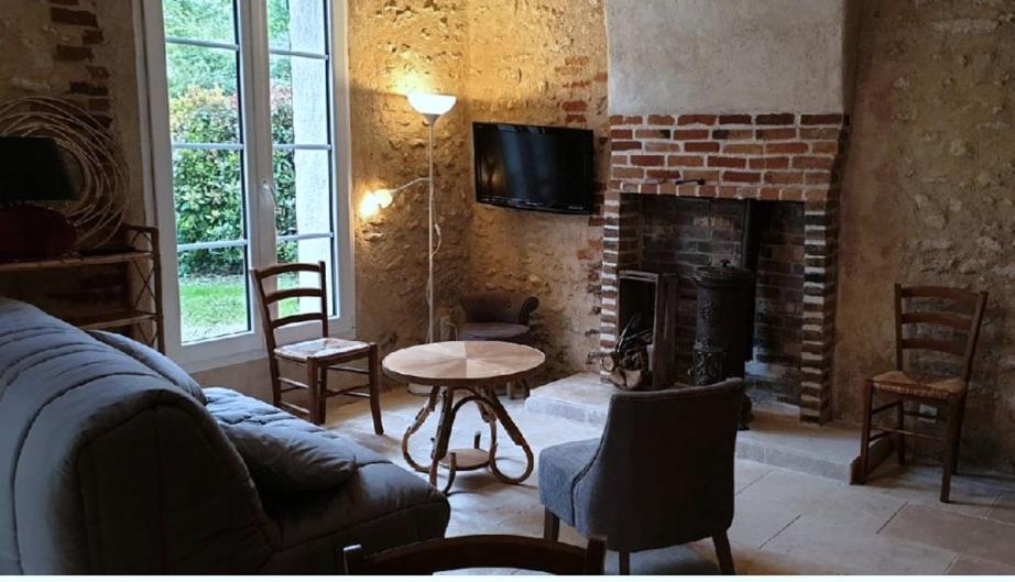 La Petite Maison Dans La Foret Gy-en-Sologne Экстерьер фото